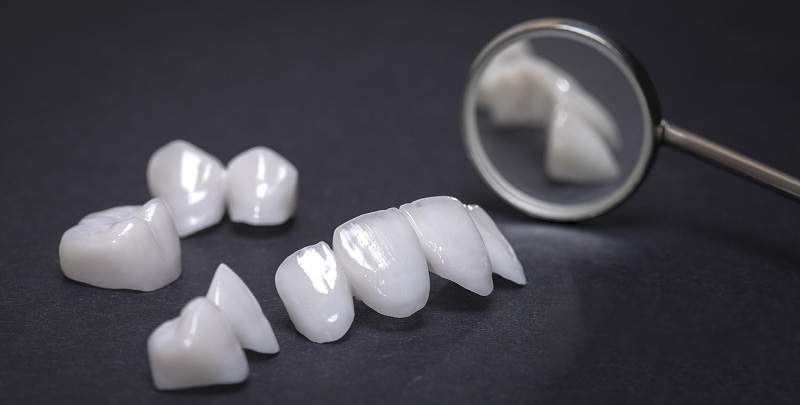 Zirconia dental prosthesis